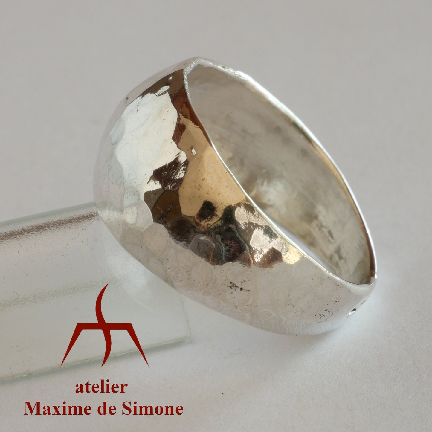 Bague en argent martelé