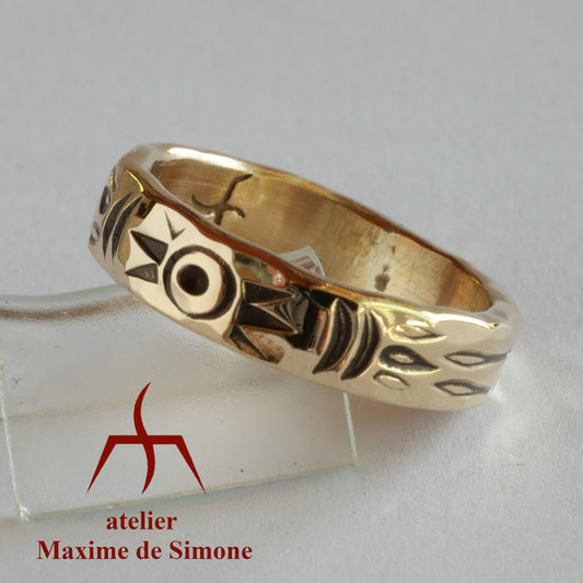 bague en bronze personnalisable gravée de motifs solaires pour hommes et femmes