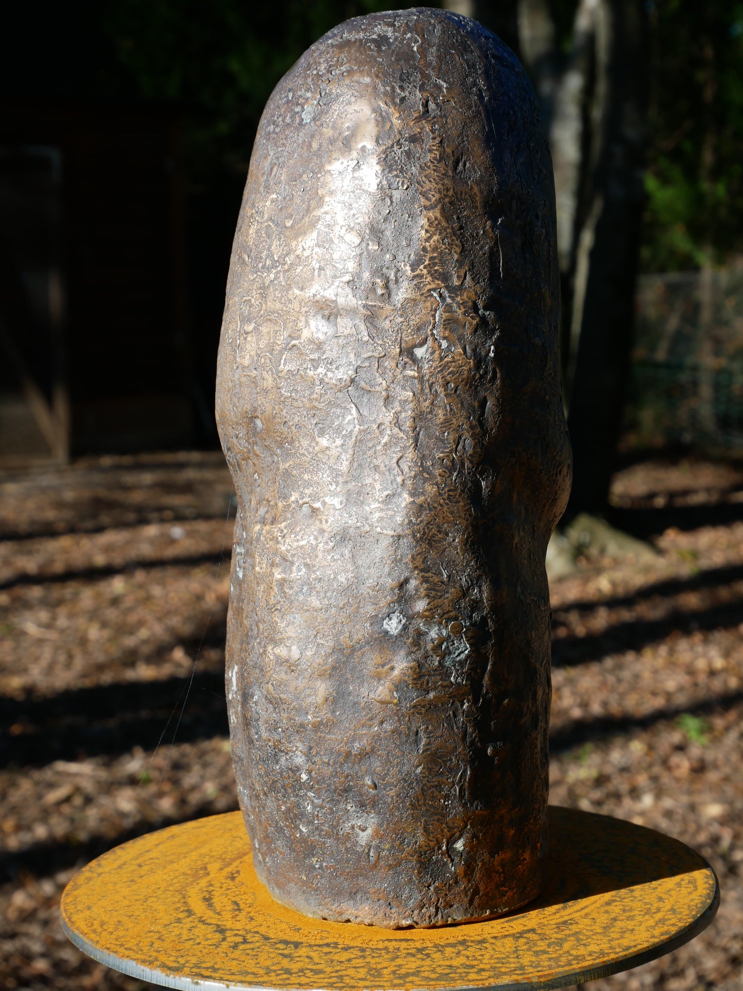 Sculpture en bronze - menhir femme