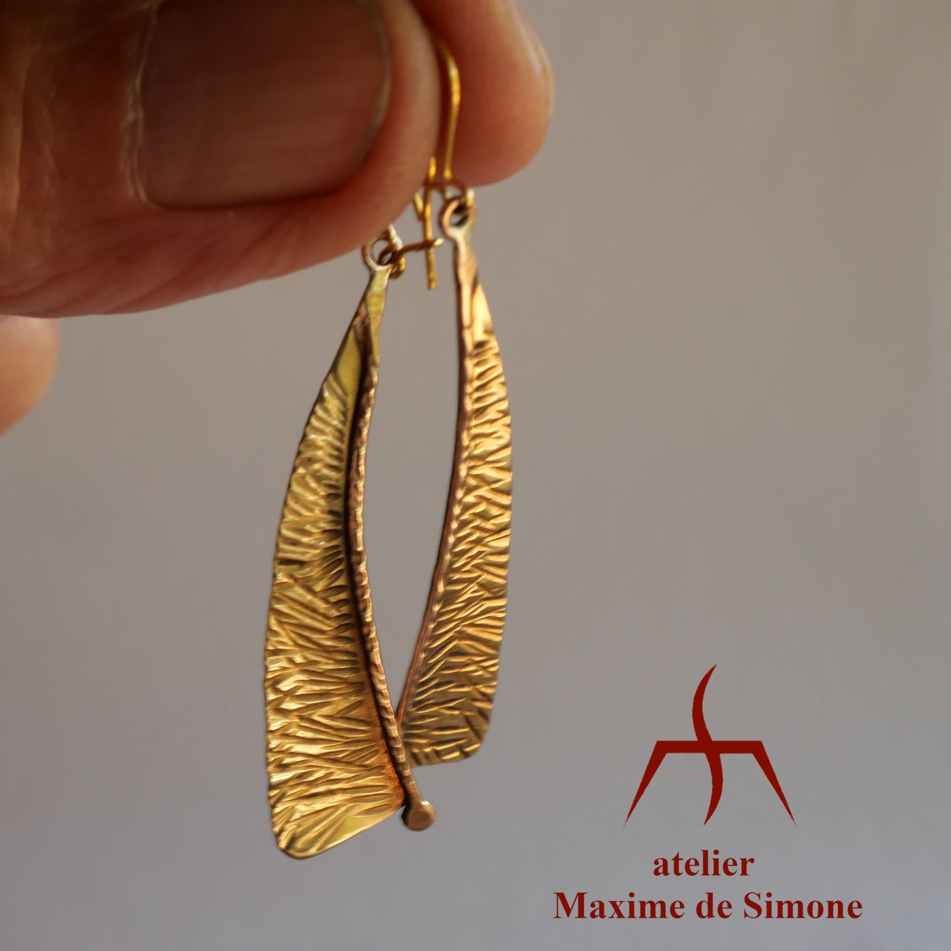 Boucles d’oreilles en bronze martelé