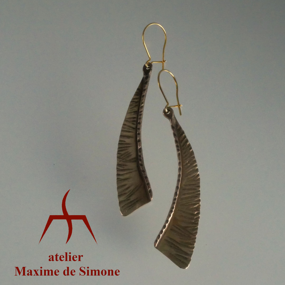 Boucles D'oreille Orientales En Bronze - Éventail Plissé Style Orissa (Inde)
