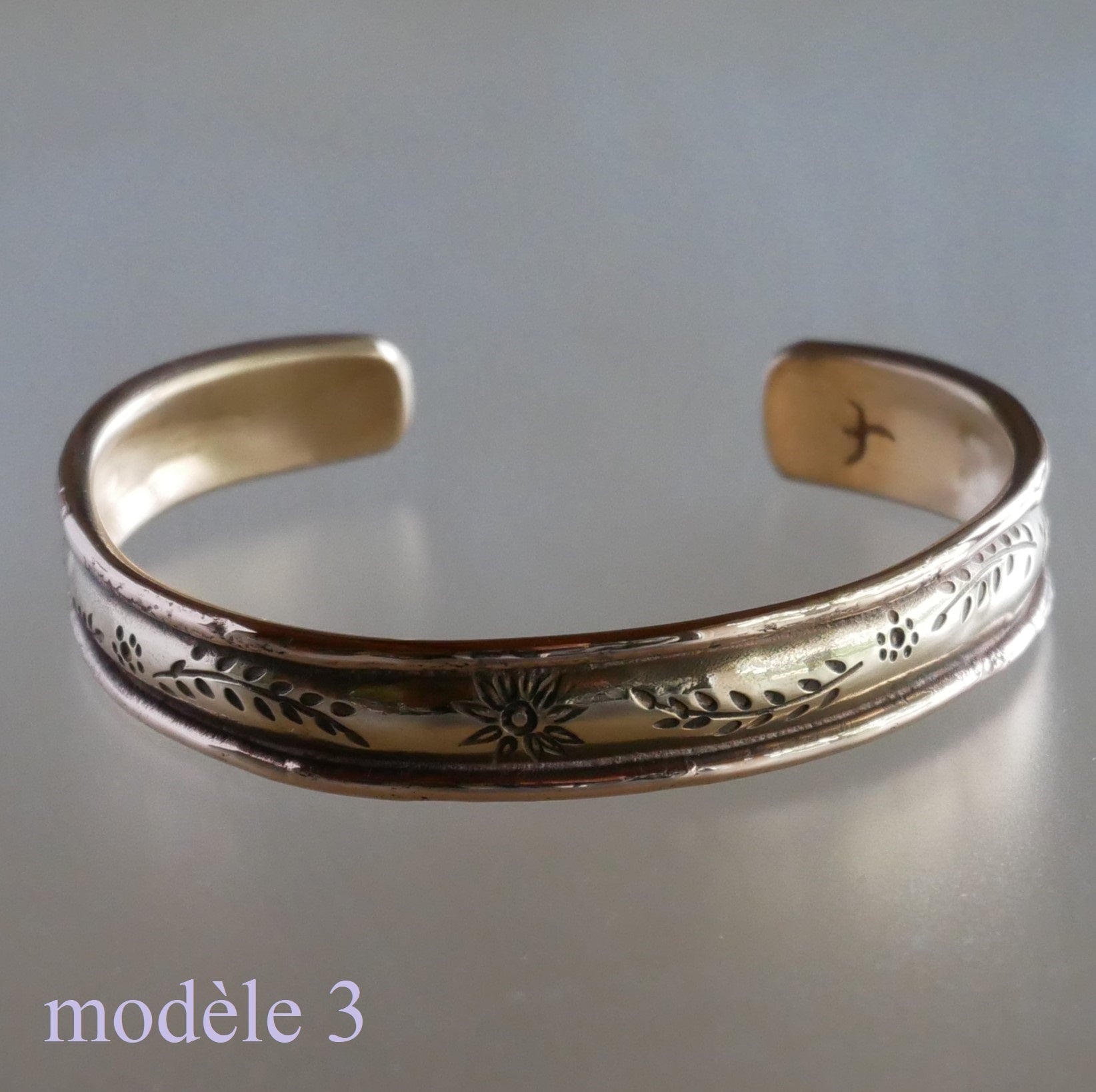bracelet artisanal en bronze gravé Br0045